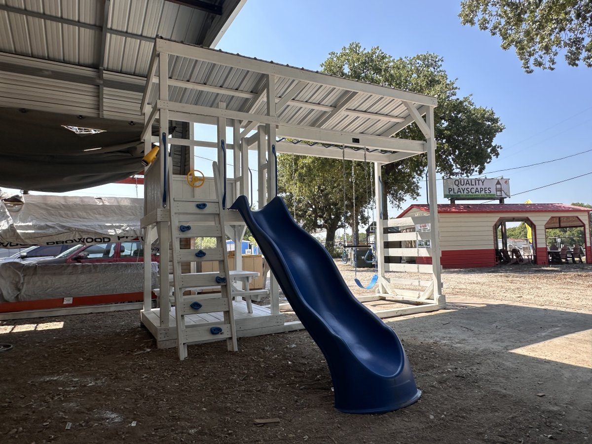 5x15 Deluxe Playset With Monkey bars  - photo 2