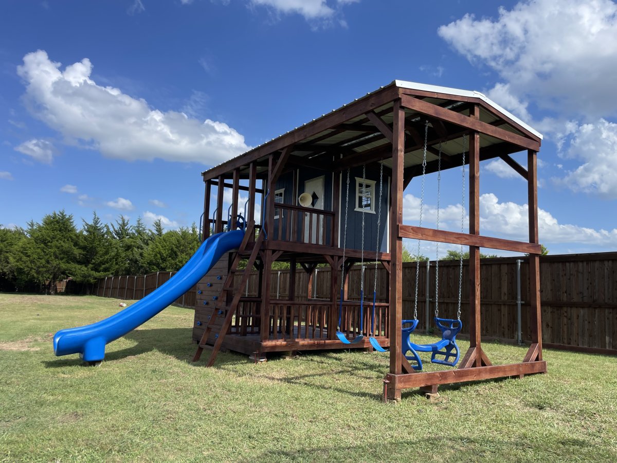 10x20 Playhouse Playset with Dual Glider - photo 2